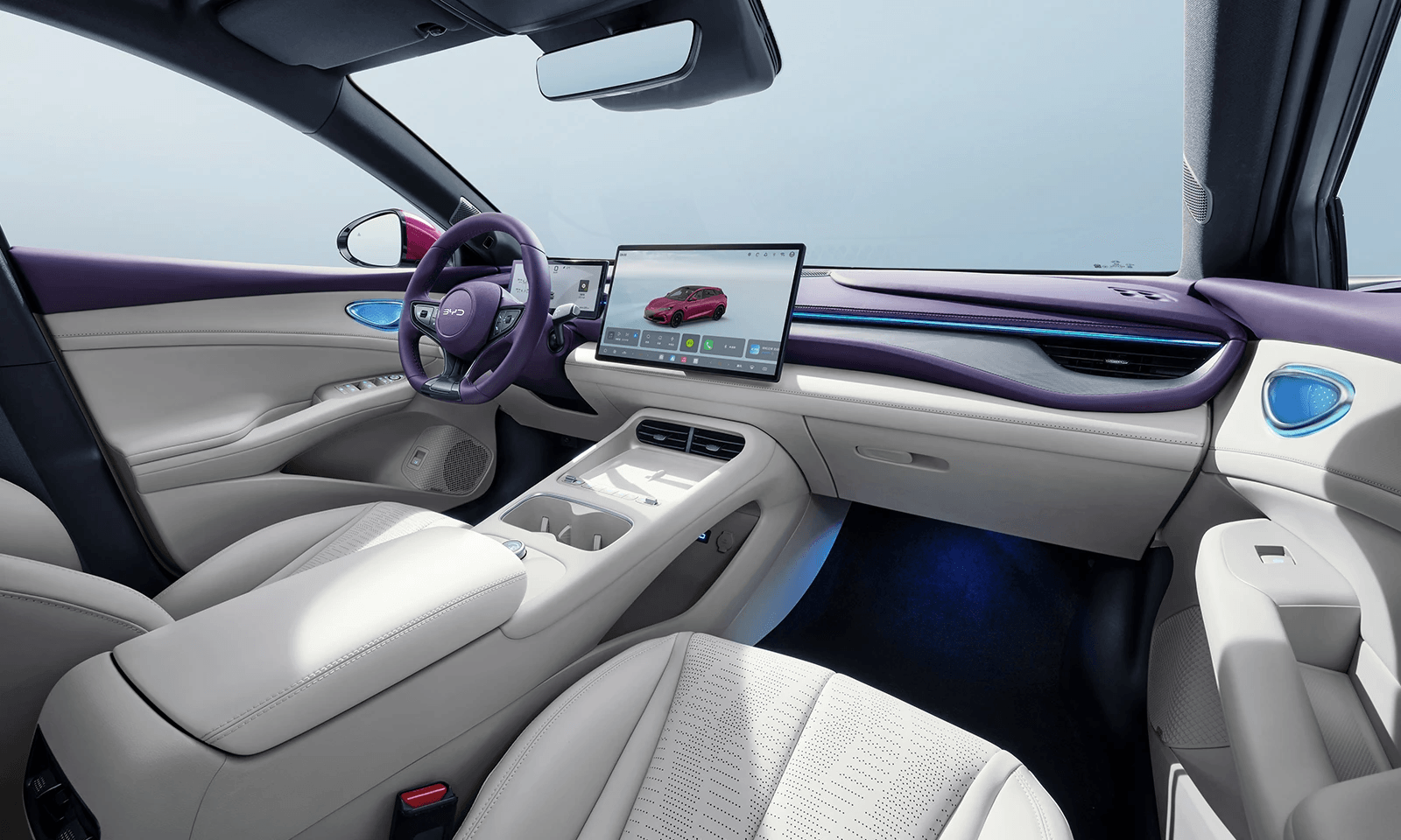 紫色和白色双拼内饰